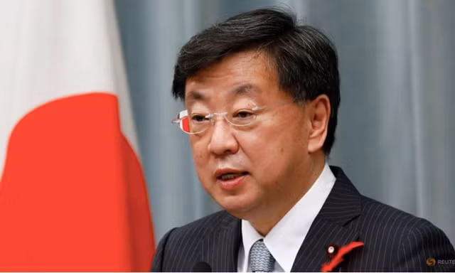 Chánh văn phòng Nội các Nhật Bản Matsuno Hirokazu. (Ảnh: Reuters)