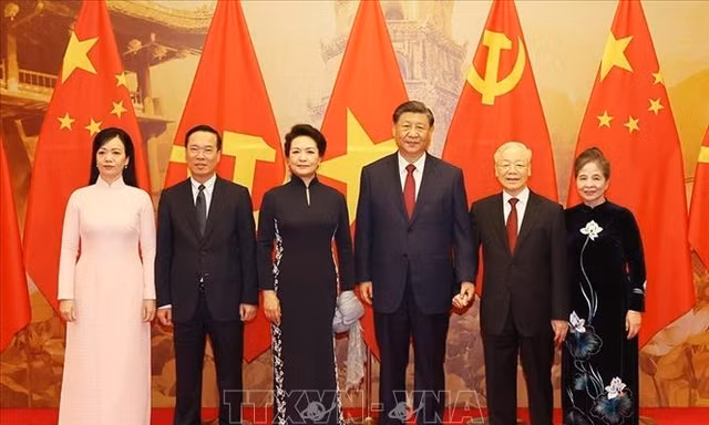 Chiêu đãi trọng thể chào mừng Tổng Bí thư, Chủ tịch nước Trung Quốc Tập Cận Bình và Phu nhân
