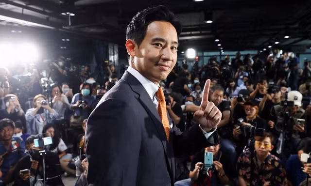 Ông Pita Limjaroenrat của đảng Move Forward