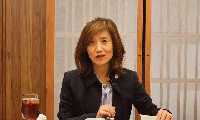 Bà Kyobayashi Maki, người phát ngôn của Bộ Ngoại giao Nhật Bản, trong cuộc gặp một số phóng viên Việt Nam ngày 10/10. (Ảnh: TĐ)