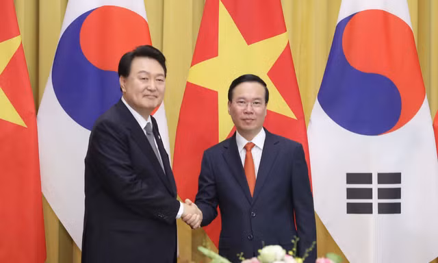 Chủ tịch nước Võ Văn Thưởng và Tổng thống Hàn Quốc Yoon Suk Yeol. (Ảnh: Như Ý)