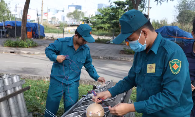 Cận cảnh trận địa pháo hoa ‘khủng’ nhất TPHCM chào năm mới 2021