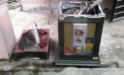 Băng trộm đi ô tô, đột nhập nhà dân khiêng két sắt chứa hơn 1,5 tỷ đồng