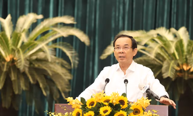 Bí thư Thành ủy TPHCM thêm nhiệm vụ