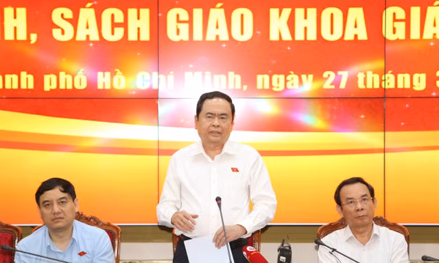 Phó Chủ tịch Thường trực Quốc hội: Giáo dục TPHCM phải so sánh với Singapore, Tokyo...