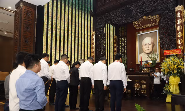 Lãnh đạo TPHCM dự lễ an vị Phòng tưởng niệm Chủ tịch Tôn Đức Thắng