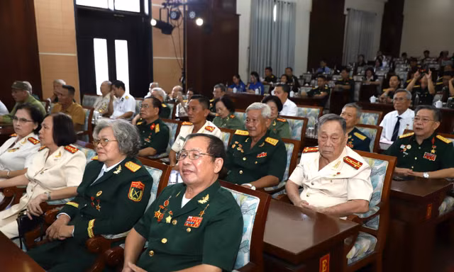 Gặp mặt các nhân chứng tham gia 5 cánh quân trong Chiến dịch Hồ Chí Minh