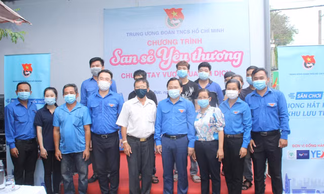 T.Ư Đoàn tiếp sức, chia sẻ yêu thương với người dân ảnh hưởng dịch bệnh ở TP Thủ Đức