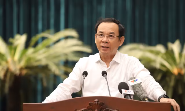 Thành ủy TPHCM thảo luận, quyết định nhiều vấn đề quan trọng