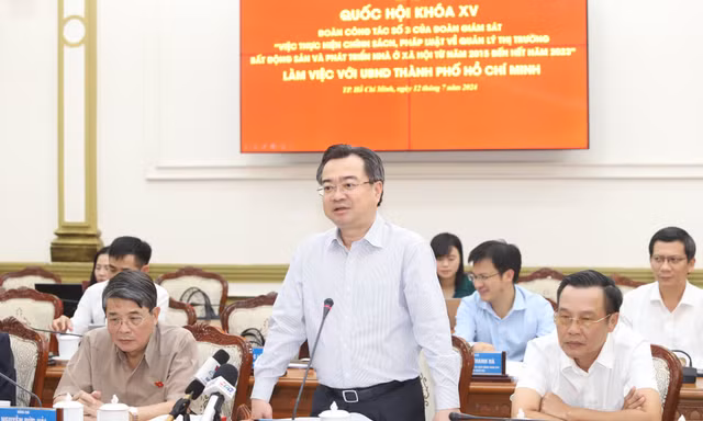 Chờ những giải pháp gỡ vướng thị trường bất động sản, nhà ở xã hội tại TPHCM