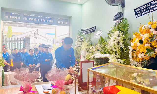 Trung ương Đoàn, các Tỉnh Đoàn đến viếng, chia buồn cùng thân nhân liệt sĩ hy sinh trong diễn tập phòng thủ