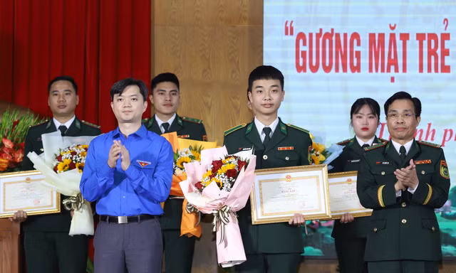 Tuyên dương 20 gương mặt trẻ tiêu biểu, triển vọng trong lực lượng biên phòng 