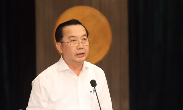 Số phận khu liên hợp thể thao Rạch Chiếc và Trung tâm thể thao Phan Đình Phùng vẫn bỏ ngỏ