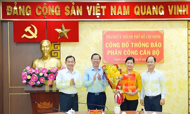 Thành ủy TPHCM phân công cán bộ phụ trách Đảng bộ quận 1 