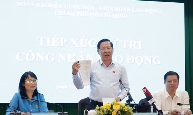 Chủ tịch TPHCM nói việc huy động nguồn tiền hỗ trợ người lao động