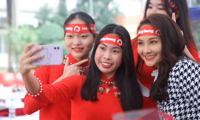 Toàn cảnh lễ khai mạc ngày hội Chủ nhật Đỏ lần thứ XIV - năm 2022