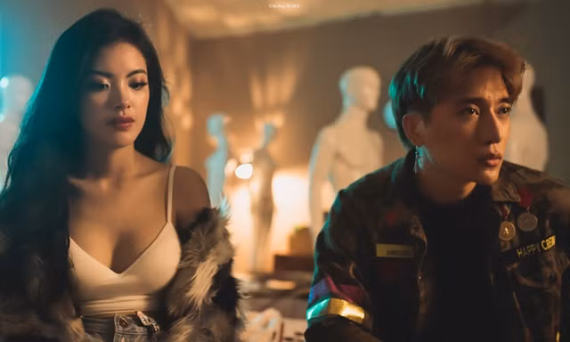 Những cảnh nóng bỏng do chính nam nhạc sĩ Châu Đăng Khoa và một người bạn thân thể hiện.