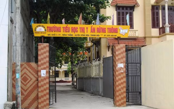 “Ép” học sinh đóng tiền: Trường trả lại tiền cho phụ huynh