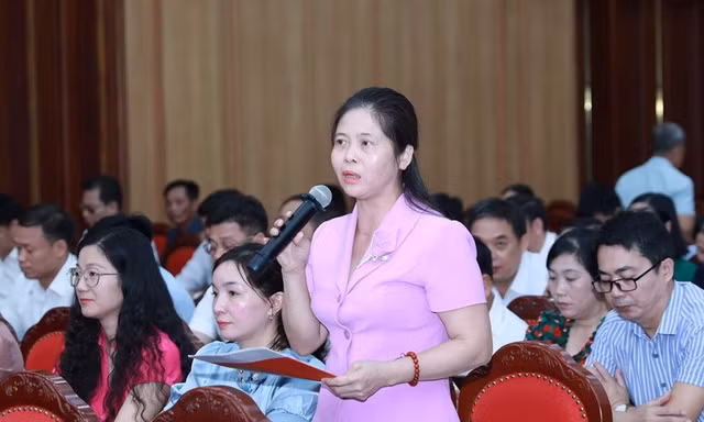 Cử tri huyện Chương Mỹ phát biểu tại hội nghị