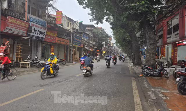 Cắt điện, nước nhiều hộ dân để giải phóng ngay tuyến đường 7.200 tỷ đồng ở Hà Nội