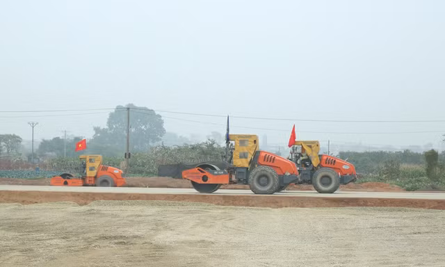 Thông xe đường song hành tuyến Vành đai 4 cuối năm 2025