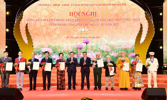 Lễ Vinh danh "Công dân Thủ đô ưu tú" năm 2022