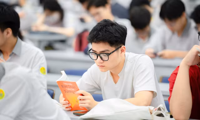 Làm chủ tương lai bắt đầu từ việc thấu hiểu chính mình