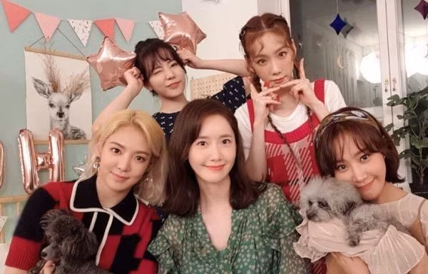 Nhóm nhỏ của SNSD tái ký hợp đồng, fan kêu gọi SM cho thần tượng “comeback” ngay lập tức