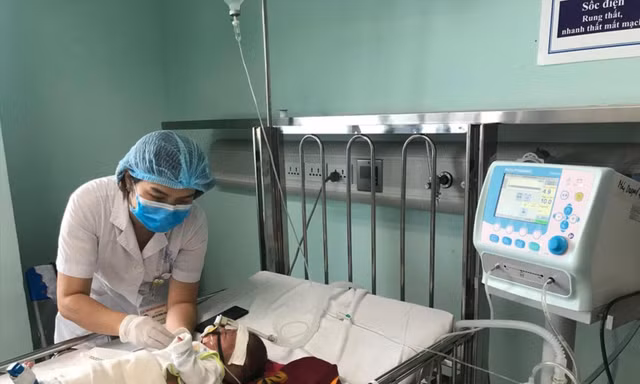 Bệnh nhi điều trị tại BV Nhi Trung ương