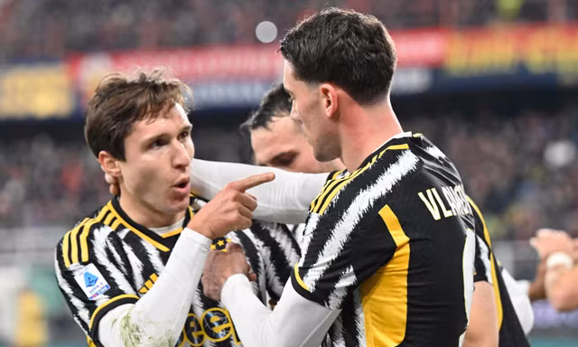 Pha lập công của Chiesa không thể giúp Juventus giành chiến thắng trước Genoa.