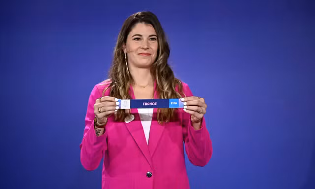 Stephanie Labbé.