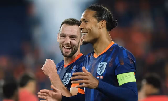 Van Dijk và De Vrij.