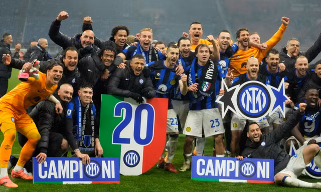 Inter Milan vô địch Serie A.