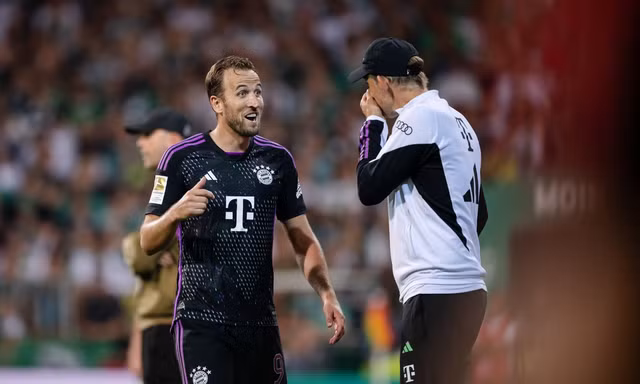 Harry Kane đang ăn mừng với ông Tuchel.