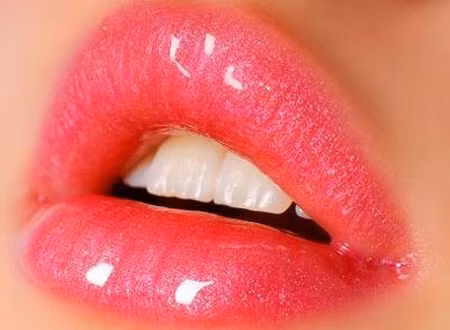 Chăm sóc môi mùa lạnh