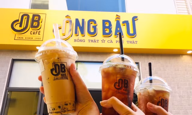 Bận rộn một cách sành điệu với cà phê “take away” đến từ những thương hiệu đình đám