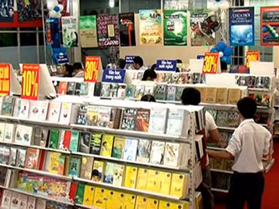 Sáu nhà xuất bản 'tên tuổi' có nguy cơ phá sản