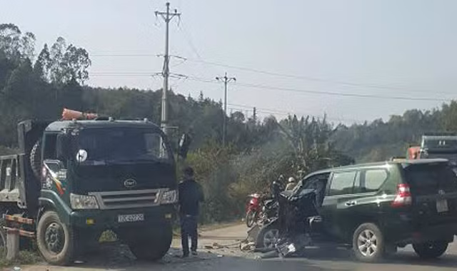 Hiện trường vụ tai nạn. Ảnh: Cà Văn Lỏ.