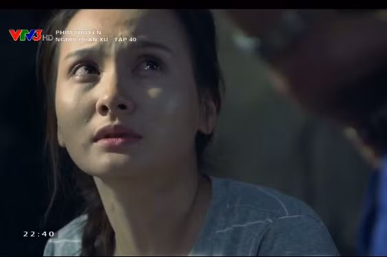 Lê Hạnh khóc nghẹn cầu xin Trần Tú đừng giết Lê Thành.