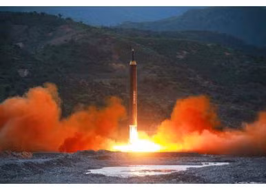 Xuất hiện video Triều Tiên phóng tên lửa Hwasong-12