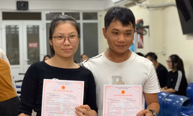Ninh Bình mới: Nhiều cặp đôi chọn ngày 'hợp nhất' để kết duyên