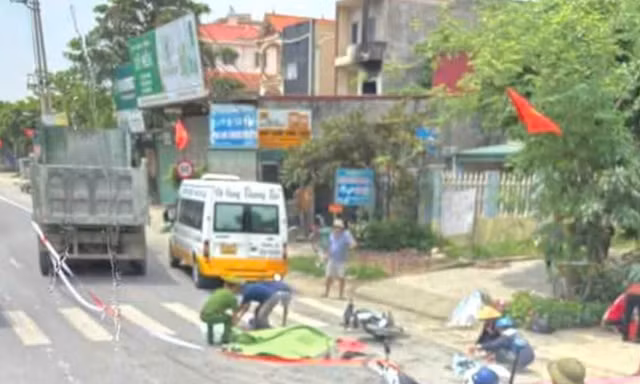 Hai bà cháu tử vong tại chỗ sau va chạm giao thông ở Ninh Bình