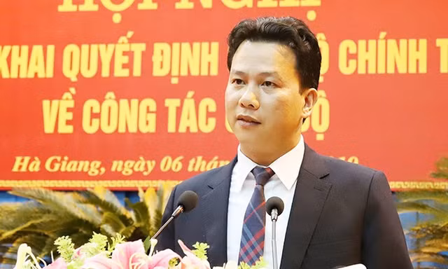Bí thư Hà Giang Đặng Quốc Khánh làm trưởng đoàn ĐBQH