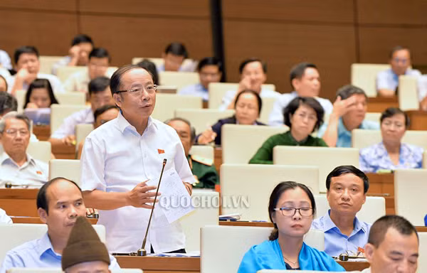 ĐBQH Nguyễn Văn Thân