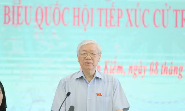 Tổng Bí thư Nguyễn Phú Trọng tại buổi tiếp xúc cử tri sáng 8/10