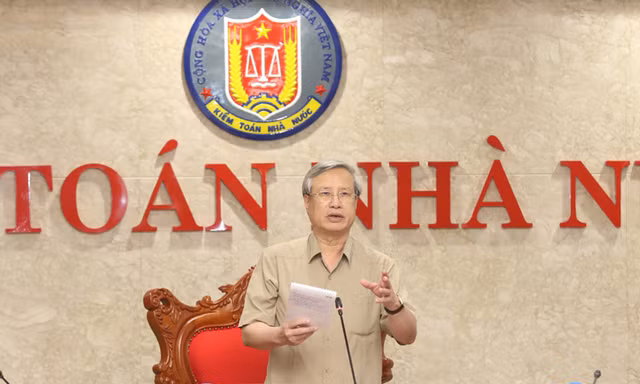 Thường trực Ban Bí thư Trần Quốc Vượng tại buổi làm việc với KTNN