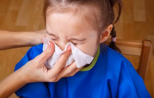 Mất thính giác nếu xì mũi như thế này