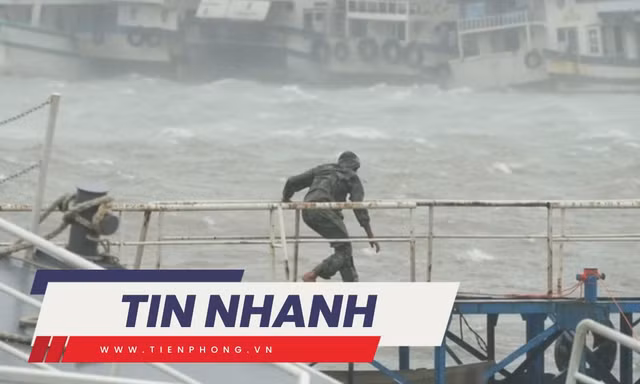 TIN NHANH: Bão số 4 đổ bộ đất liền khi nào?