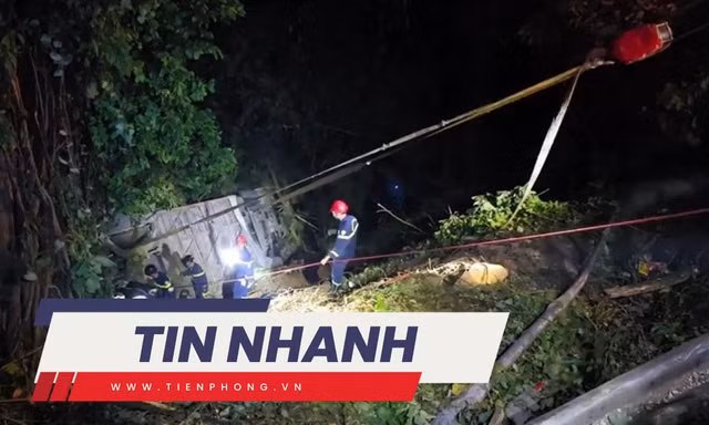 TIN NHANH: Công an thông tin vụ ô tô chở 36 người rơi xuống vực đèo Bảo Lộc