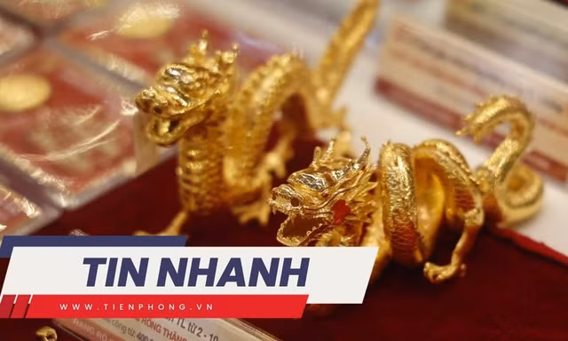 TIN NHANH: Chênh lệch mua - bán 3 triệu đồng/lượng, giới đầu tư vàng 'nghỉ Tết' ngày Thần tài